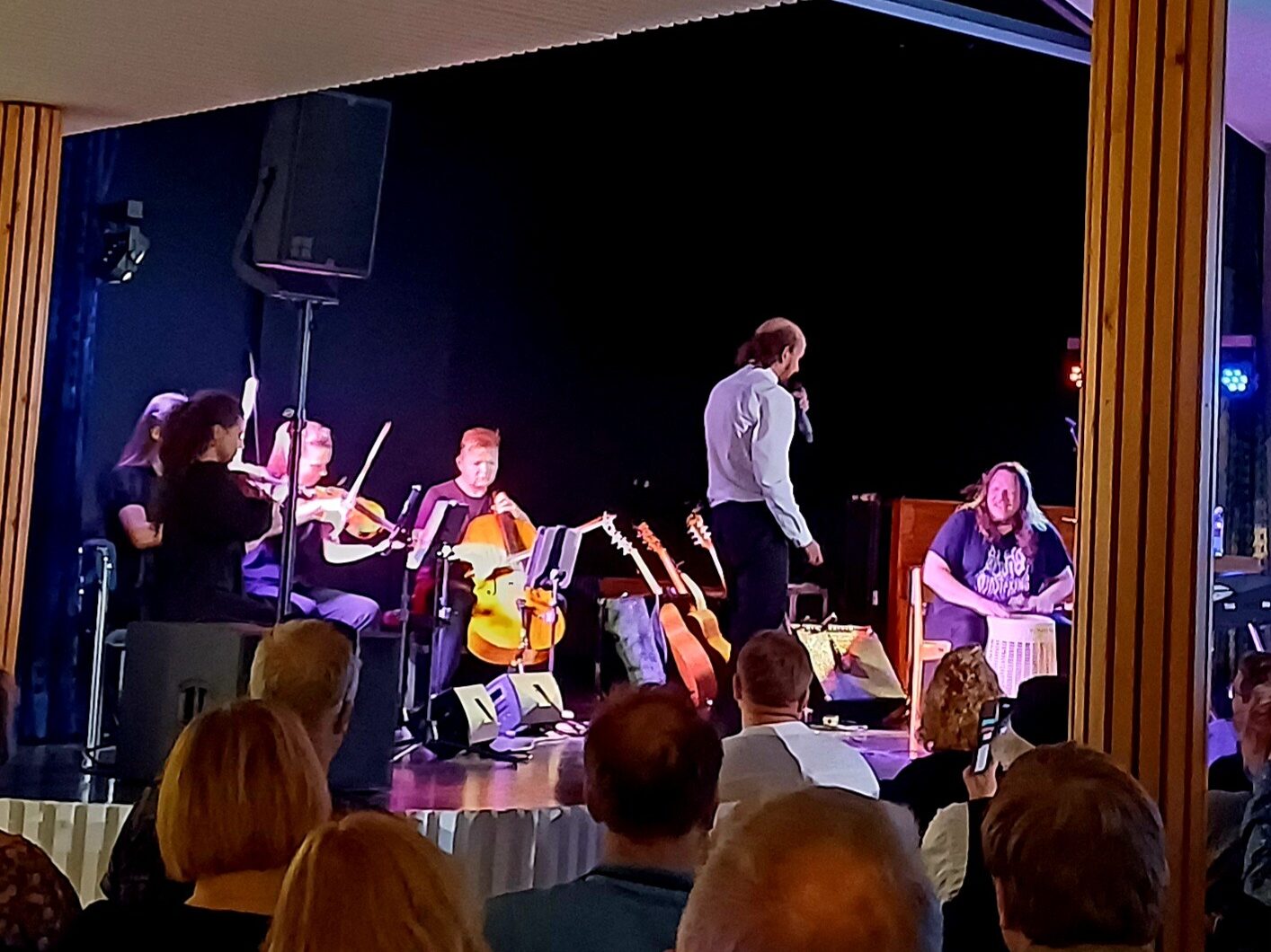 Samuli Putro ja jousikvartetti Hauhotalossa